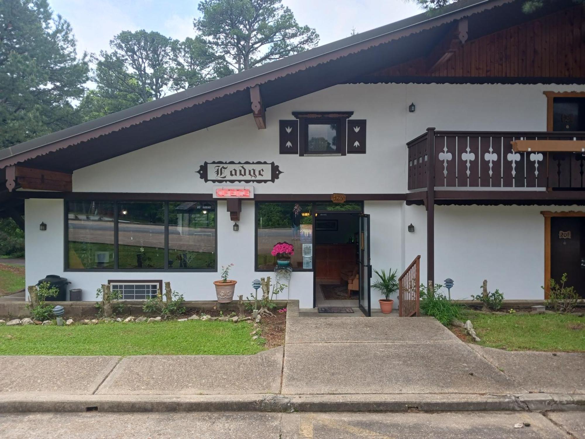 Bavarian Inn Motel & Restaurant Eureka Springs Ngoại thất bức ảnh